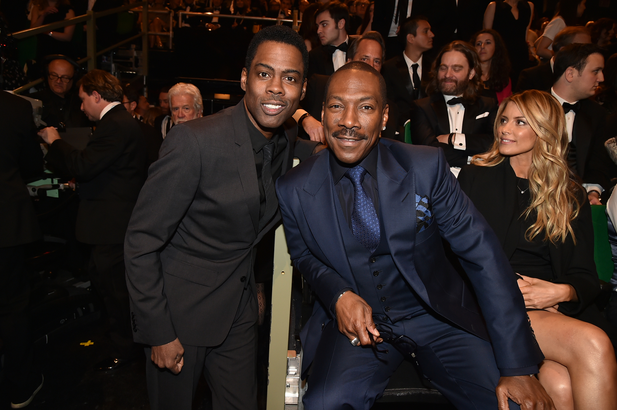 Eddie Murphy and Chris Rock at event of Saturday Night Live: 40th Anniversary Special (2015)