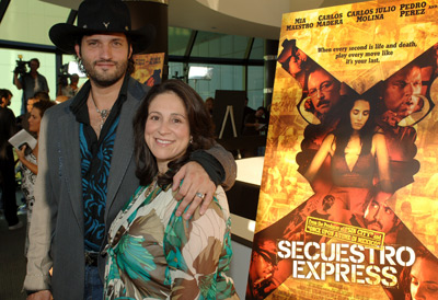 Robert Rodriguez and Elizabeth Avellan at event of Secuestro express (2005)