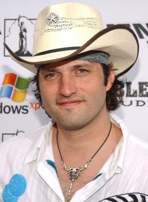 Robert Rodriguez at event of The Adventures of Sharkboy and Lavagirl 3-D (2005)