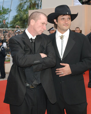 Robert Rodriguez and Frank Miller at event of Chromophobia (2005)