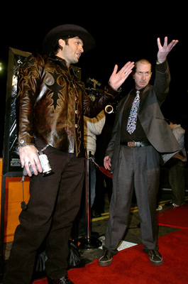 Robert Rodriguez and Frank Miller at event of Nuodemiu miestas (2005)