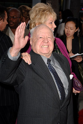Mickey Rooney at event of Hollywoodland (2006)