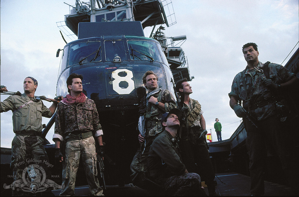 Still of Bill Paxton, Charlie Sheen, Michael Biehn and Rick Rossovich in Navy Seals (1990)