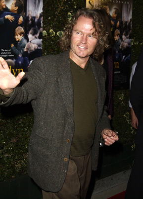 John Savage at event of Evelyn (2002)
