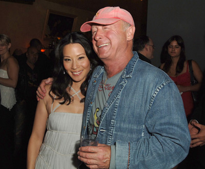 Tony Scott and Lucy Liu at event of Domino (2005)
