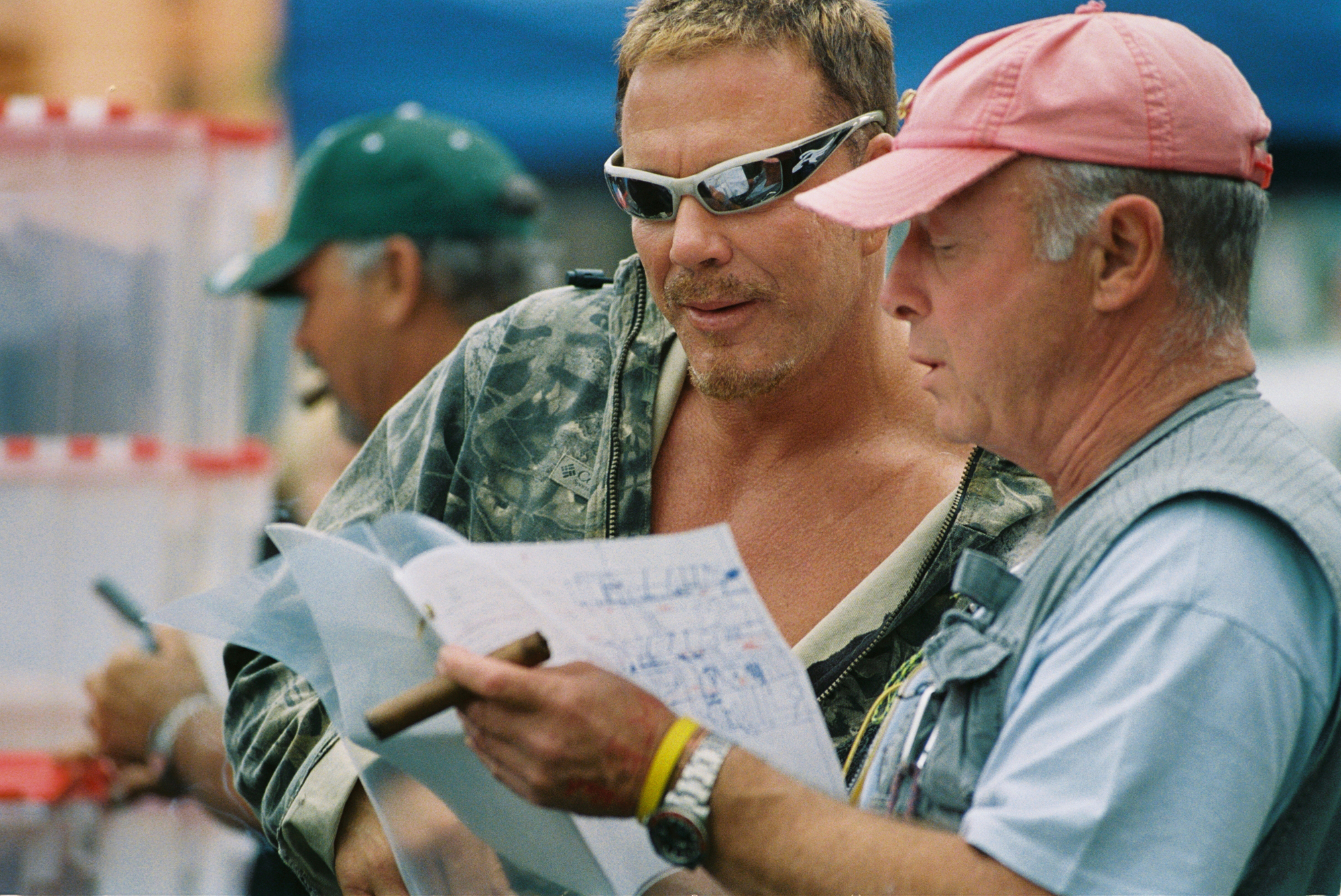 Mickey Rourke and Tony Scott in Domino (2005)