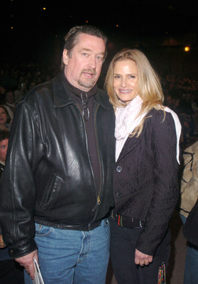 Kyra Sedgwick and Geoffrey Gilmore at event of Loverboy (2005)