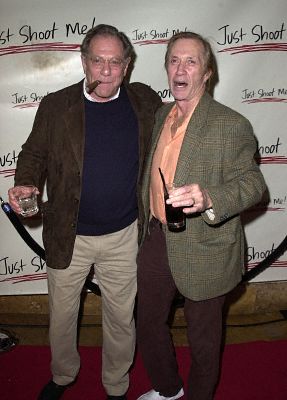 David Carradine and George Segal at event of Just Shoot Me! (1997)