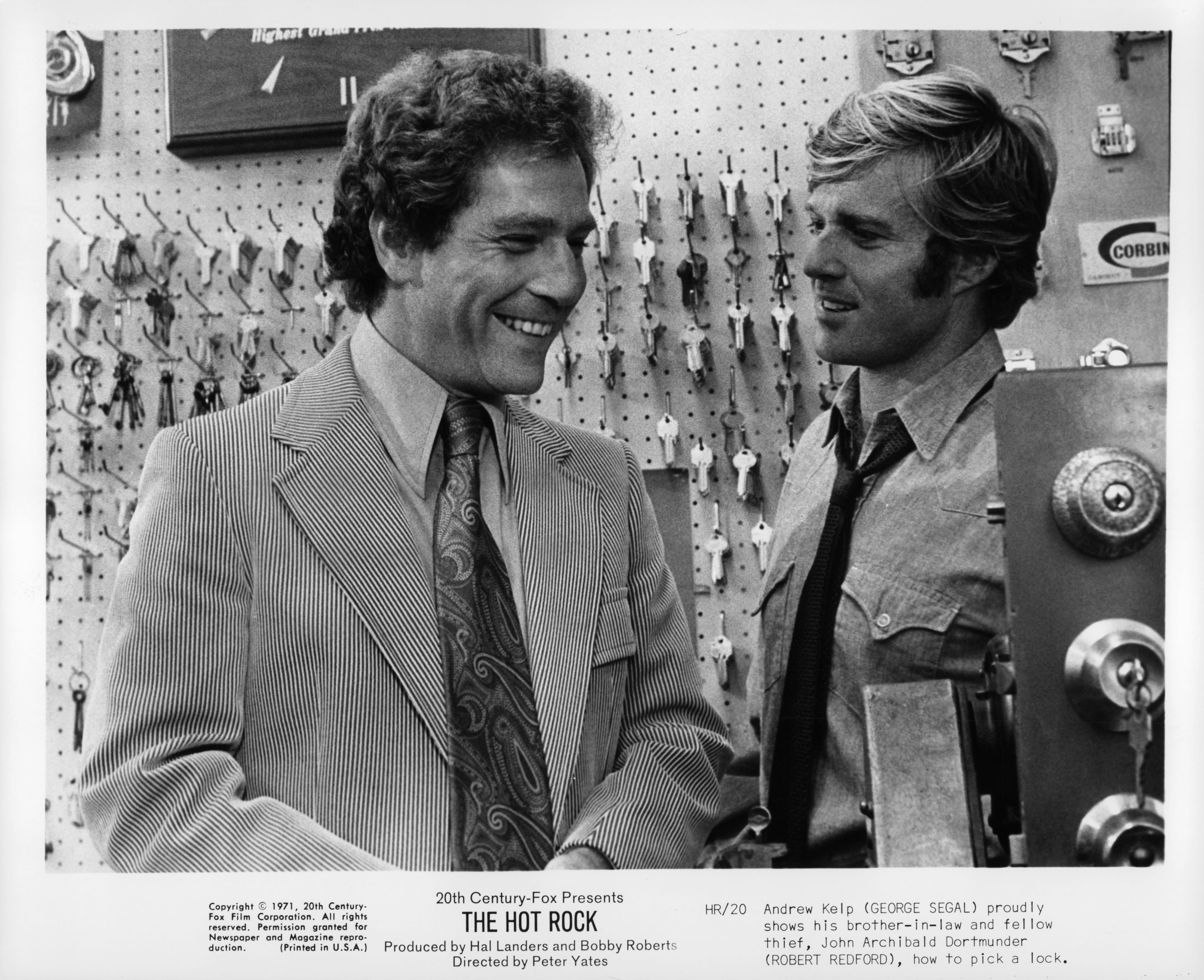 Still of Robert Redford and George Segal in The Hot Rock (1972)