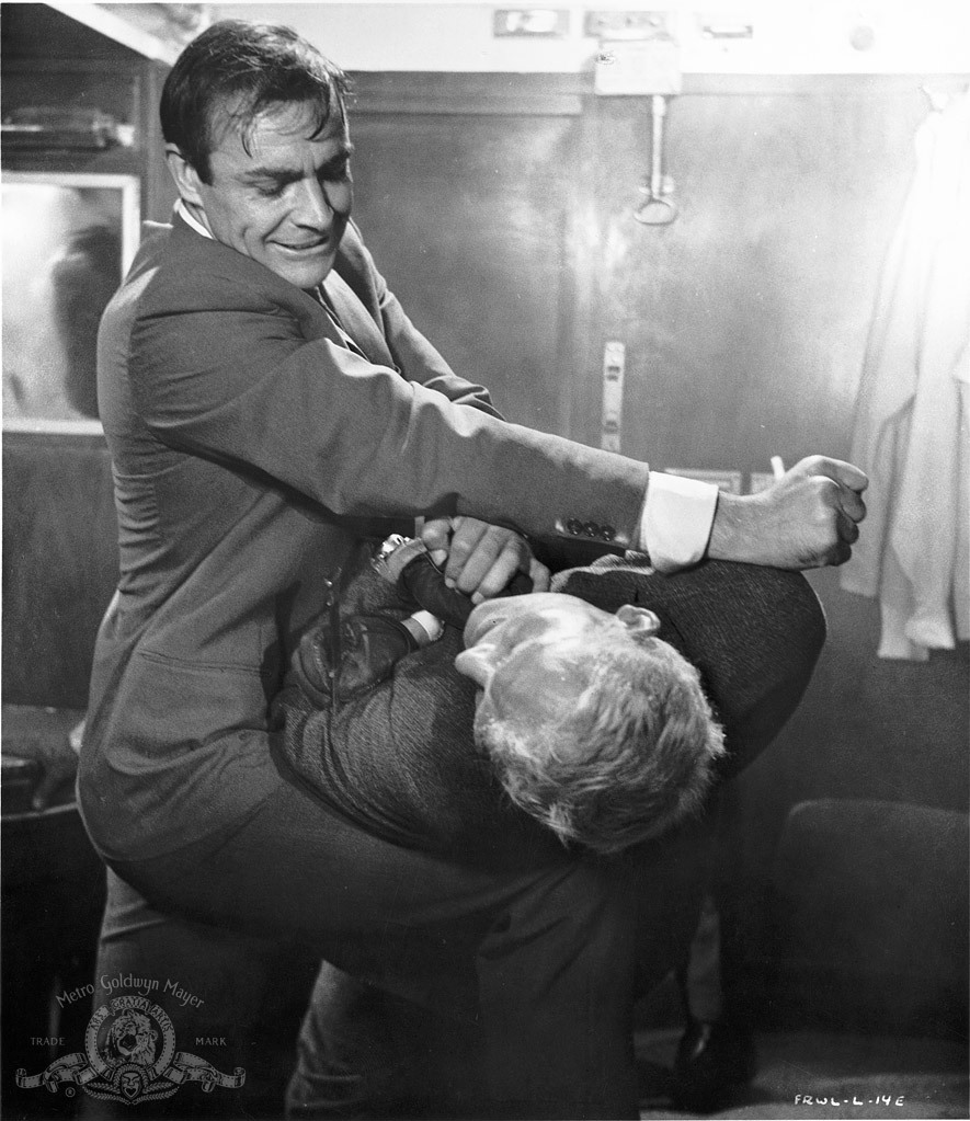 Still of Sean Connery and Robert Shaw in Is Rusijos su meile (1963)