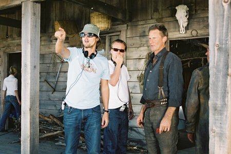 Sam Shepard, Joachim Rønning and Espen Sandberg in Bandites (2006)