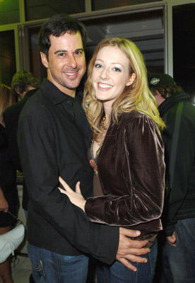 Jonathan Silverman and Jennifer Finnigan