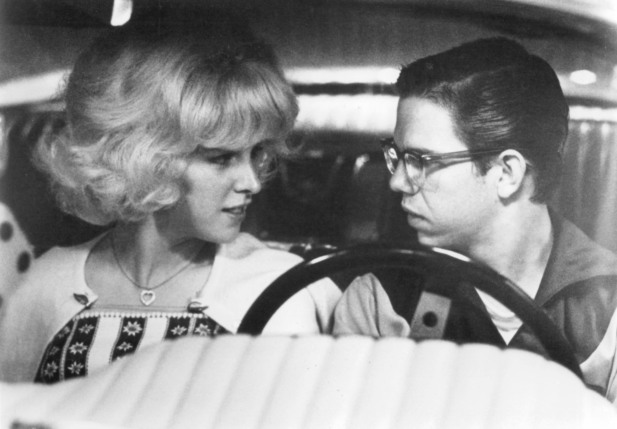 Still of Charles Martin Smith and Candy Clark in American Graffiti (1973)