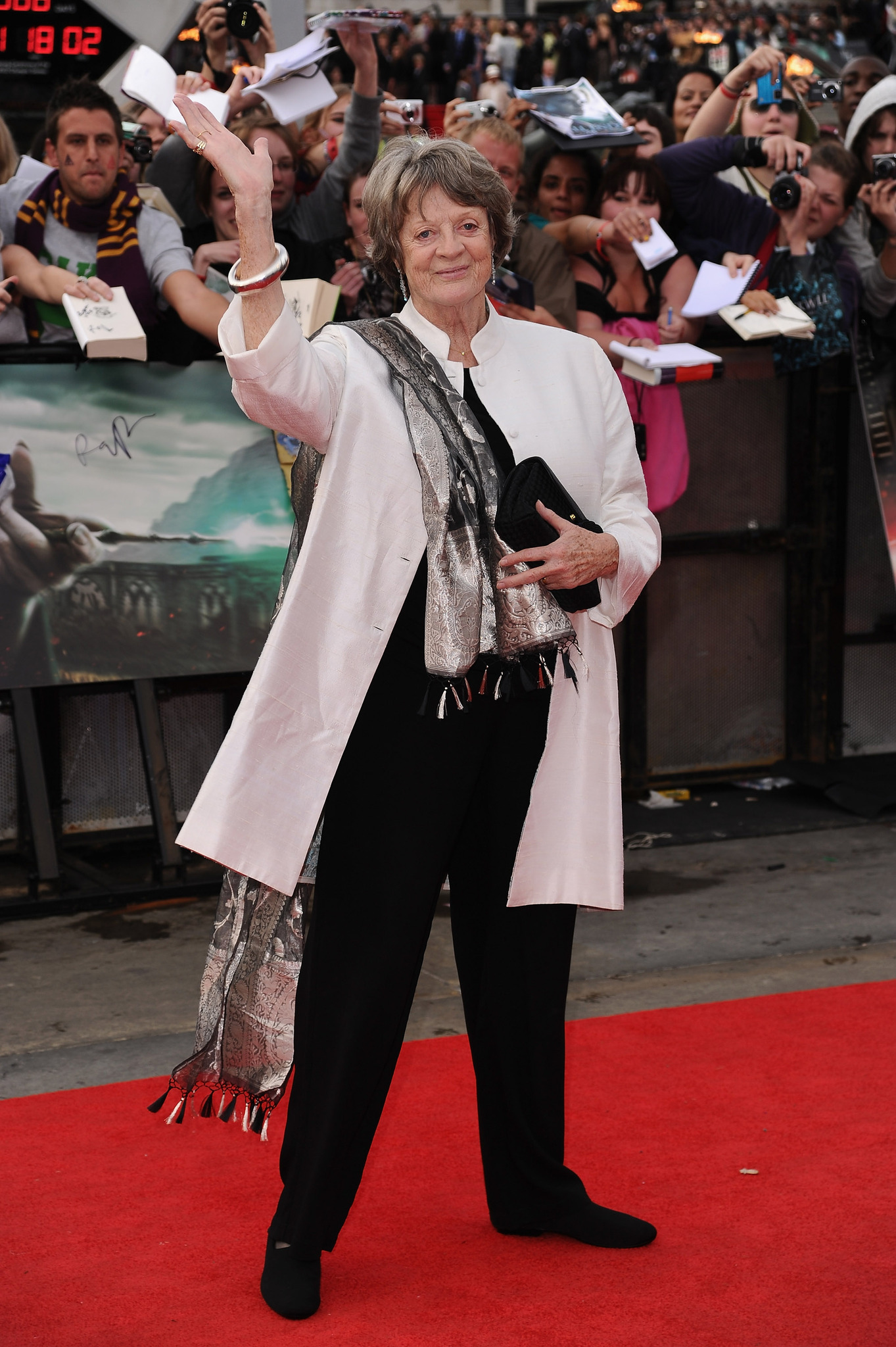 Maggie Smith at event of Haris Poteris ir mirties relikvijos. 2 dalis (2011)