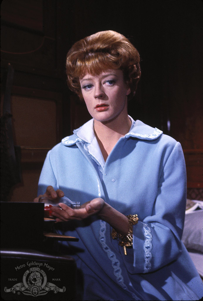 Still of Maggie Smith in The Honey Pot (1967)