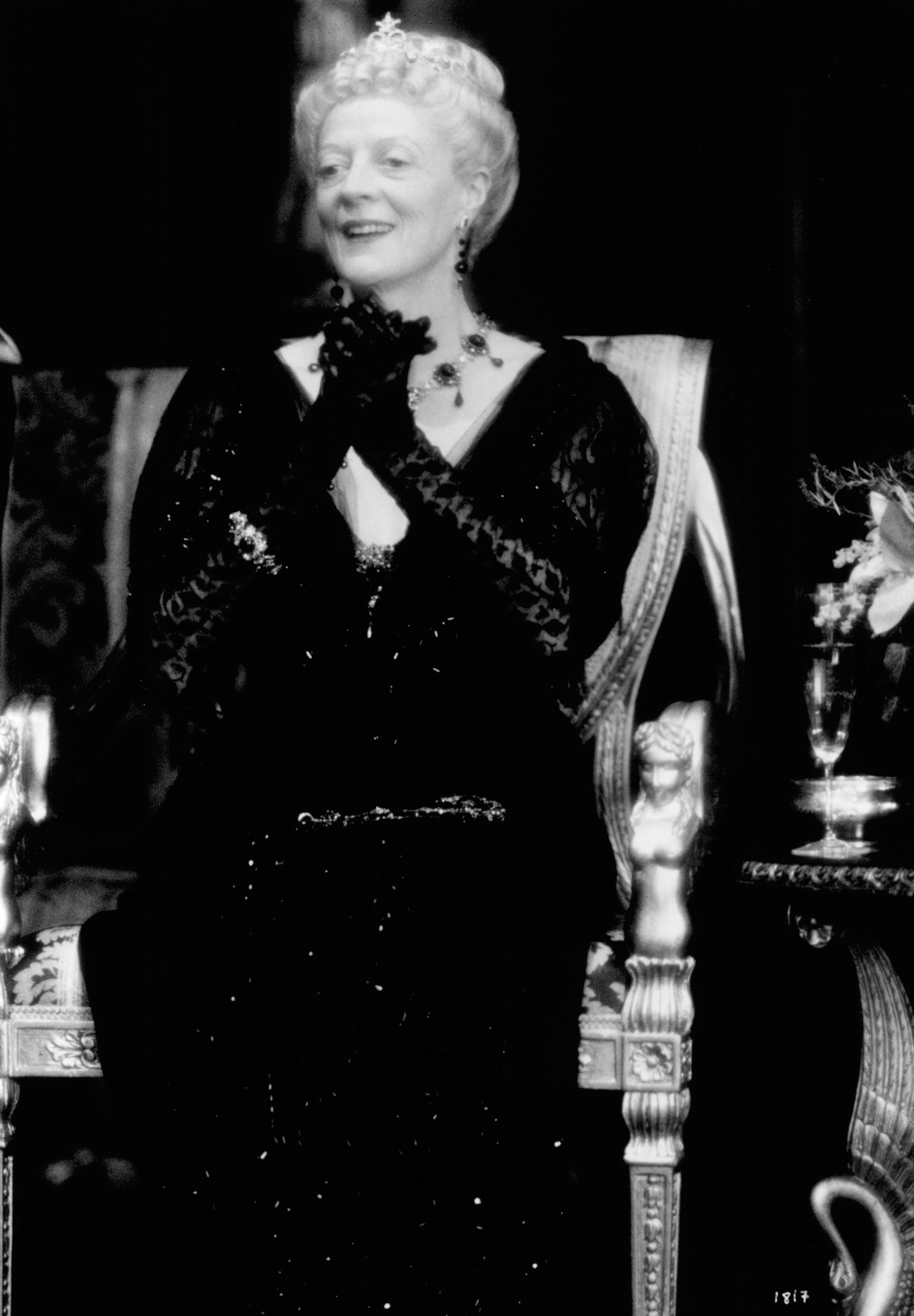 Still of Maggie Smith in Richard III (1995)