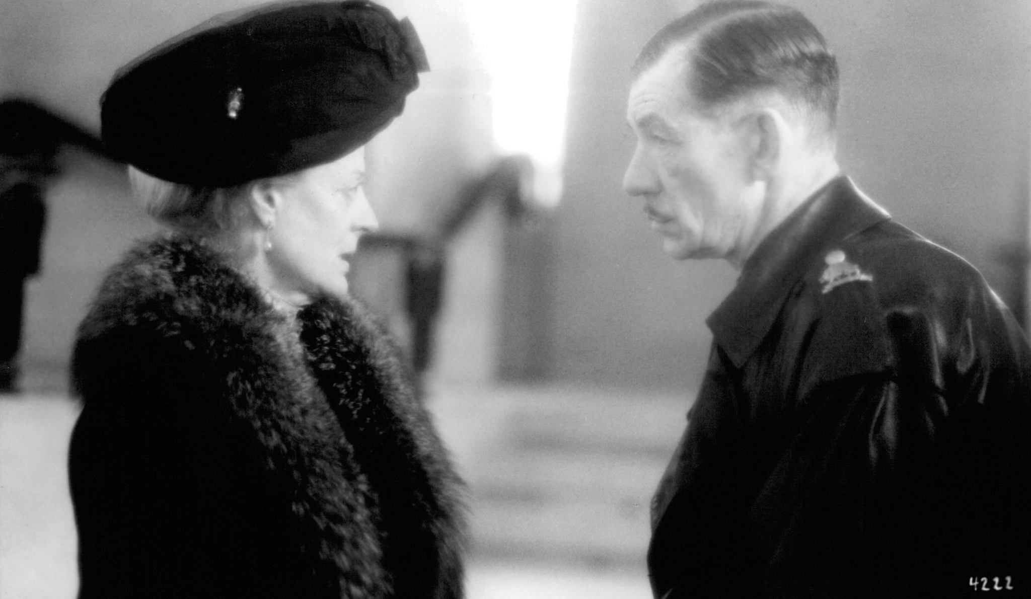 Still of Maggie Smith and Ian McKellen in Richard III (1995)