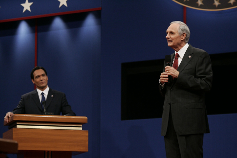 Still of Alan Alda and Jimmy Smits in The West Wing (1999)