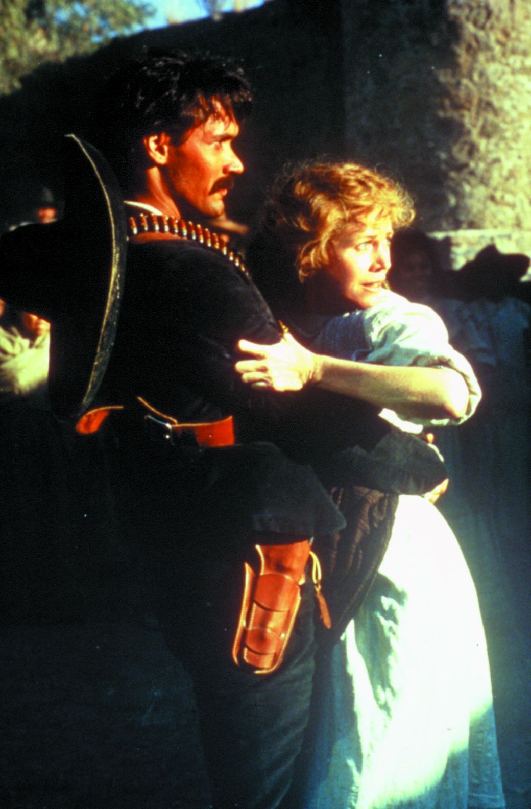 Still of Jane Fonda and Jimmy Smits in Old Gringo (1989)