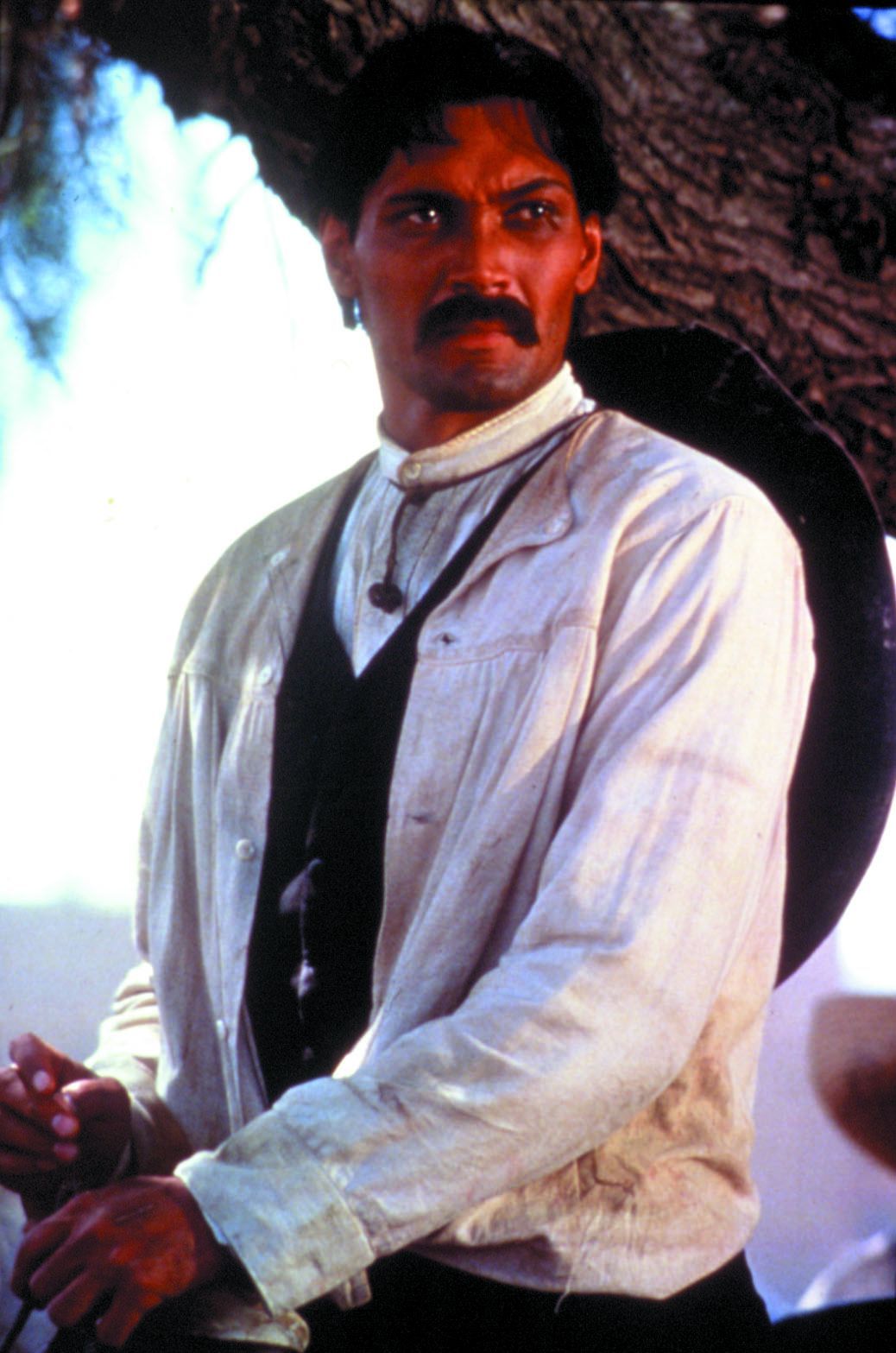 Still of Jimmy Smits in Old Gringo (1989)