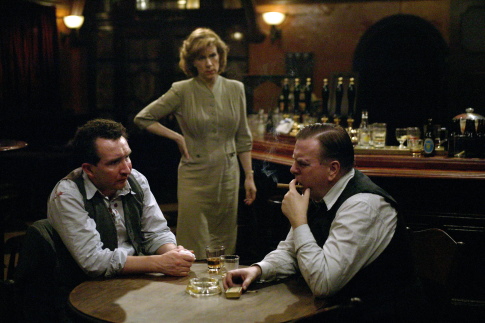Still of Timothy Spall, Eddie Marsan and Juliet Stevenson in The Last Hangman (2005)