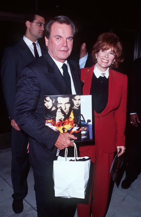 Jill St. John and Robert Wagner at event of Auksine Akis (1995)