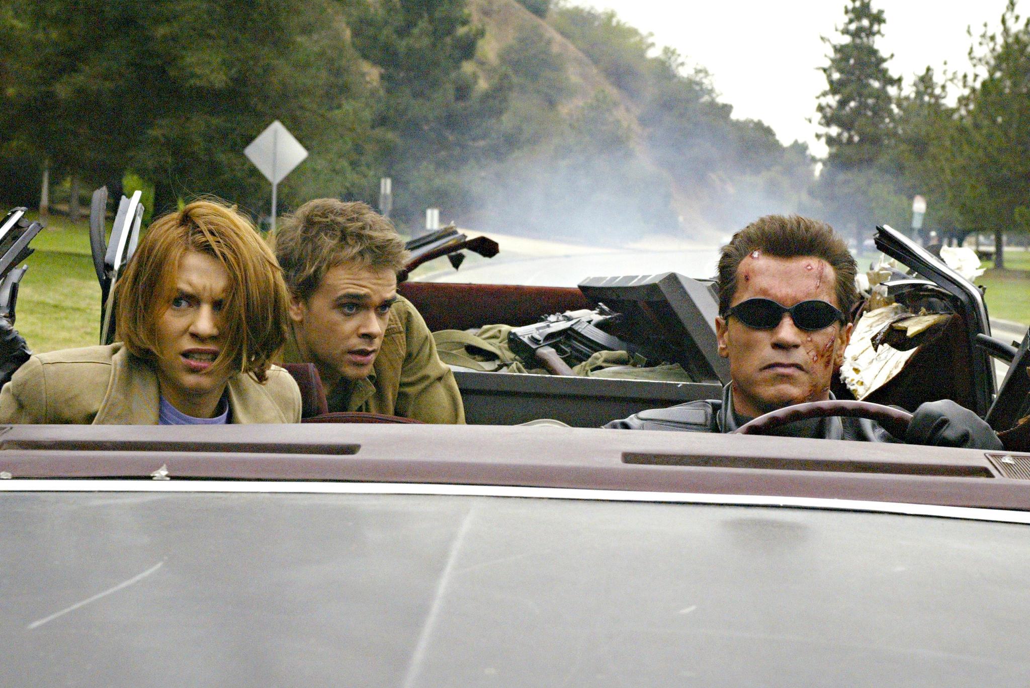 Still of Claire Danes, Arnold Schwarzenegger and Nick Stahl in Terminator 3: Rise of the Machines (2003)
