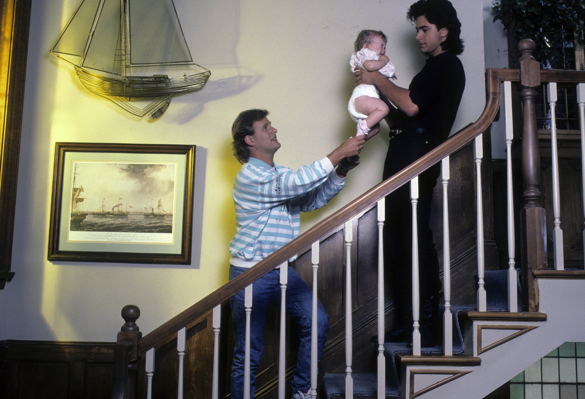 Still of Ashley Olsen, John Stamos and Dave Coulier in Full House (1987)