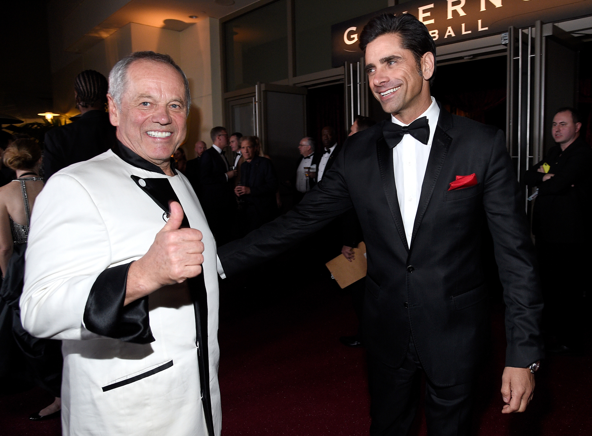 John Stamos and Wolfgang Puck at event of The Oscars (2015)