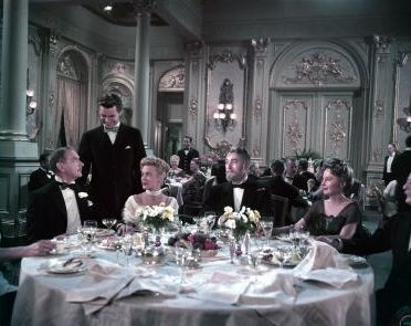 Still of Barbara Stanwyck and Clifton Webb in Titanic (1953)