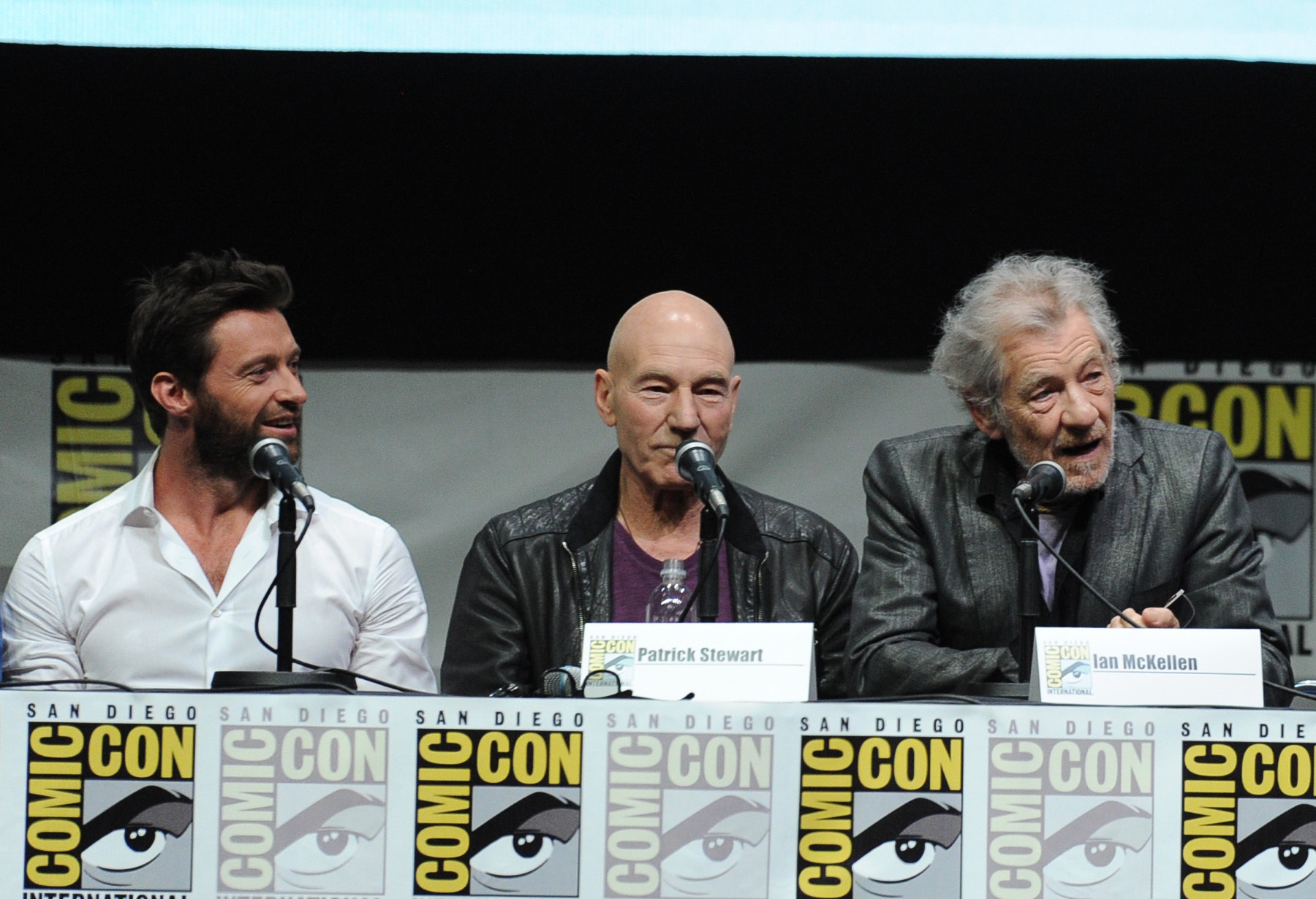 Patrick Stewart, Ian McKellen and Hugh Jackman at event of Iksmenai: Praejusios ateities dienos (2014)