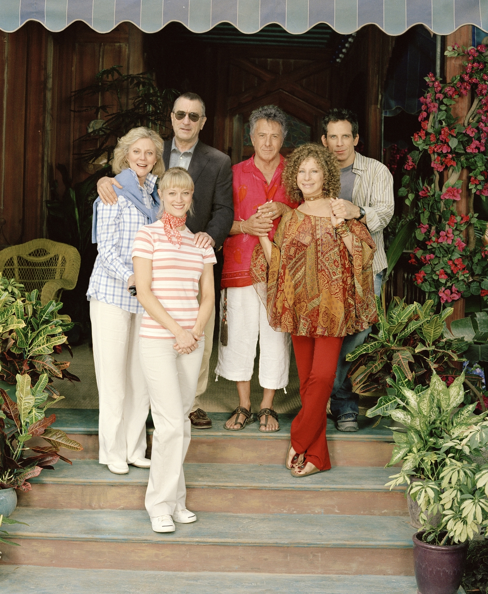 Still of Robert De Niro, Dustin Hoffman, Barbra Streisand, Blythe Danner, Teri Polo and Ben Stiller in Meet the Fockers (2004)