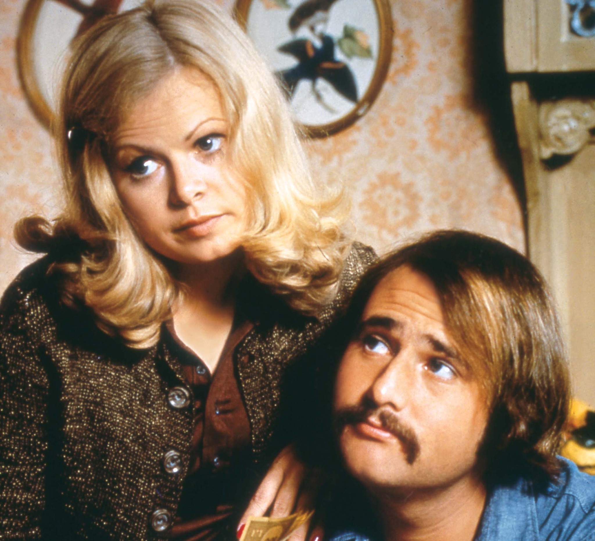 Still of Rob Reiner and Sally Struthers in All in the Family (1971)