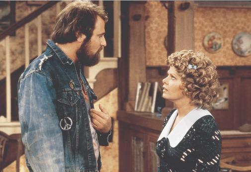 Still of Rob Reiner and Sally Struthers in All in the Family (1971)