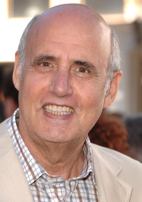 Jeffrey Tambor at event of Hellboy II: The Golden Army (2008)