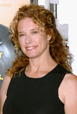 Nancy Travis at event of Tikras vyras (2005)