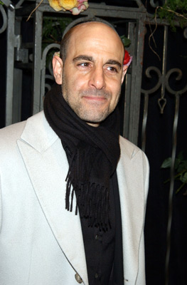 Stanley Tucci at event of Sesios pedos po zeme (2001)