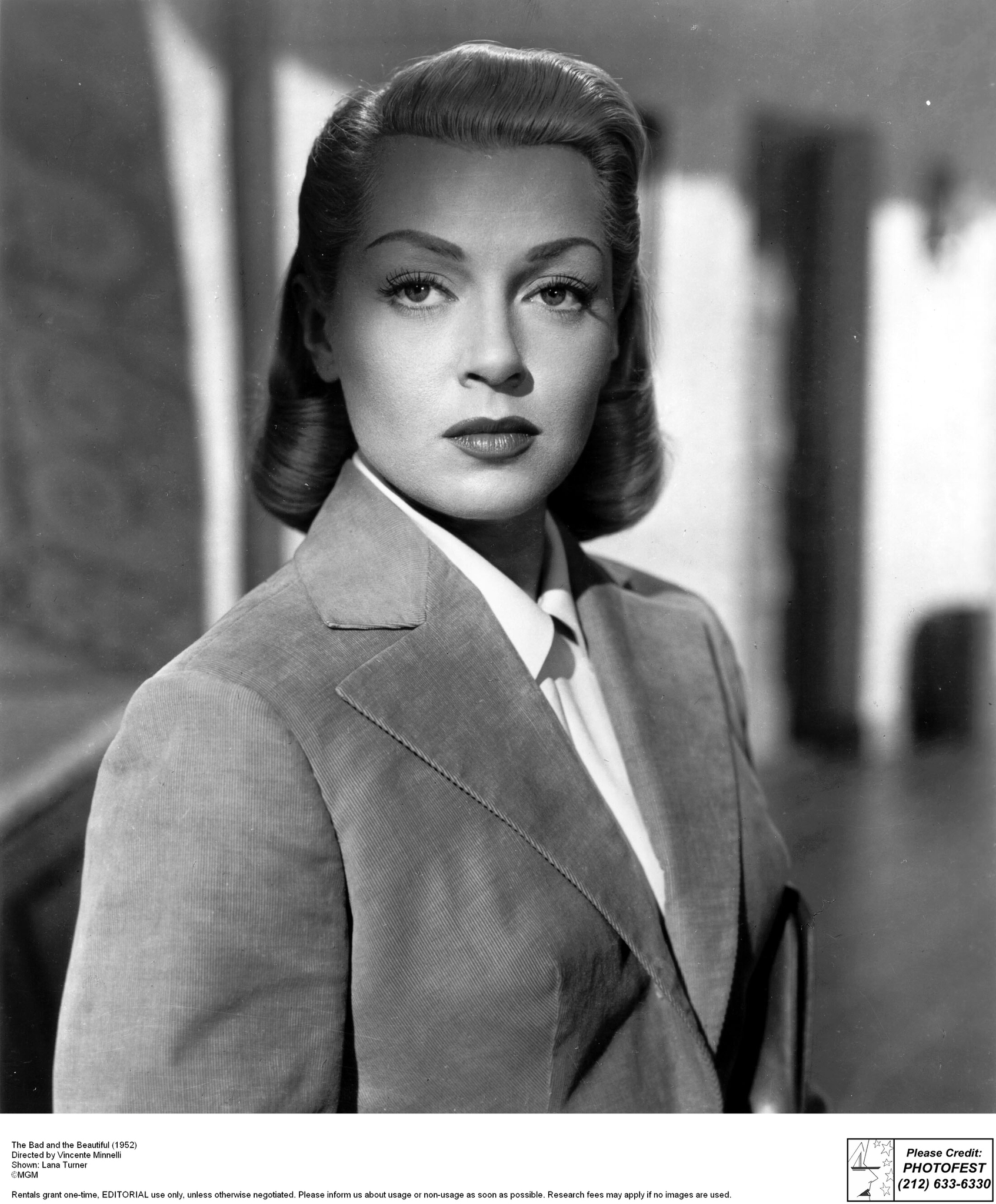 Still of Lana Turner in The Bad and the Beautiful (1952)