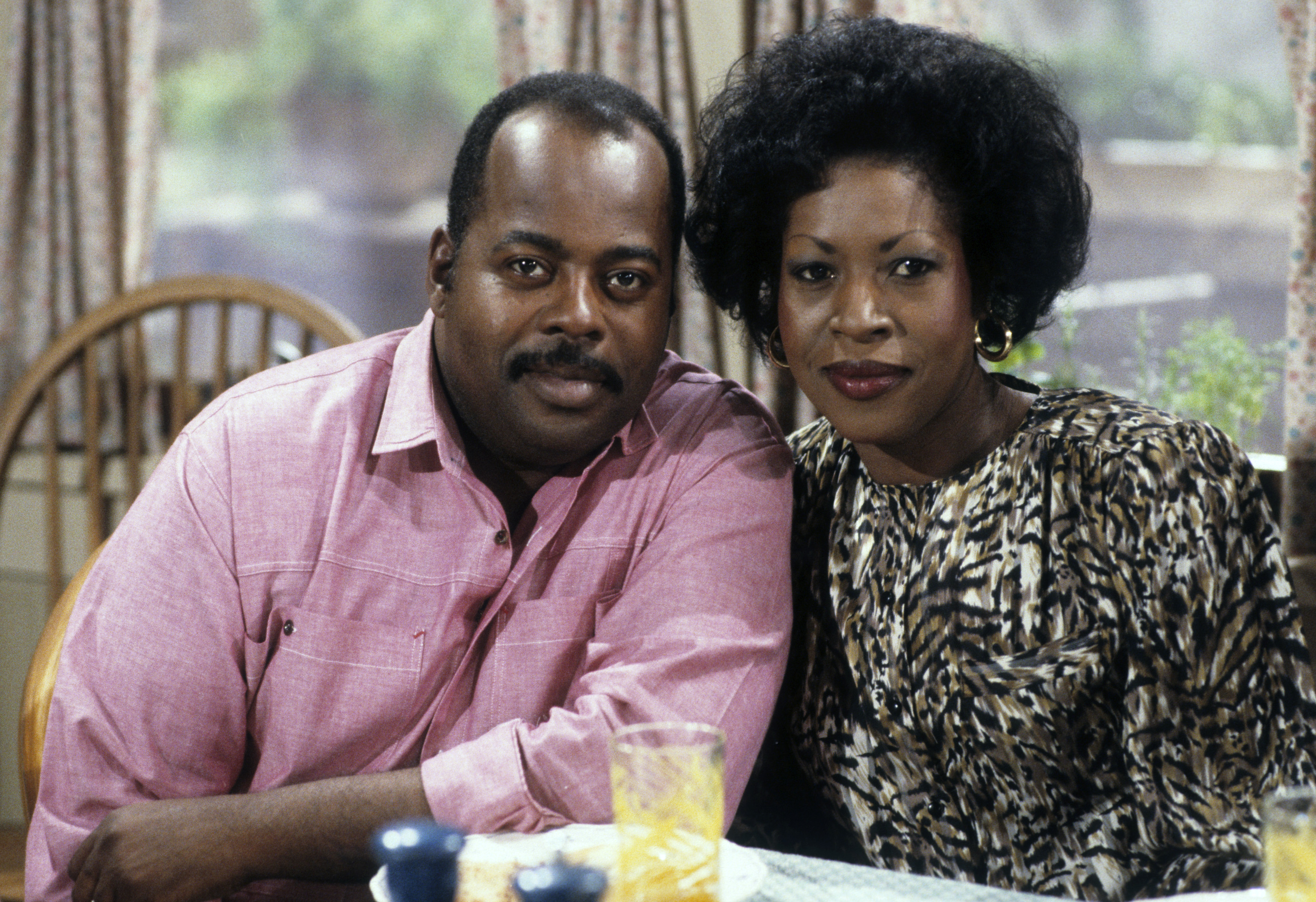 Still of Reginald VelJohnson and Jo Marie Payton in Family Matters (1989)
