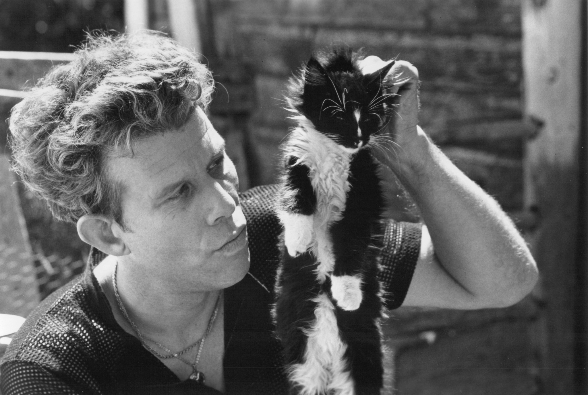 Still of Tom Waits in Cold Feet (1989)