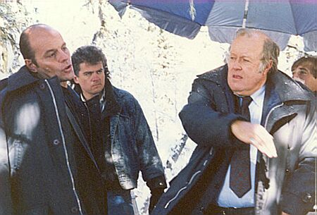 David Winning directing Michael Ironside and M. Emmet Walsh in Killer Image (1992)