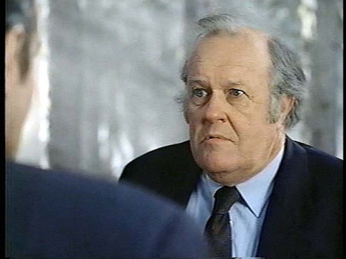 Veteran character actor M. Emmet Walsh as the Senator in David Winning's KILLER IMAGE (1992)