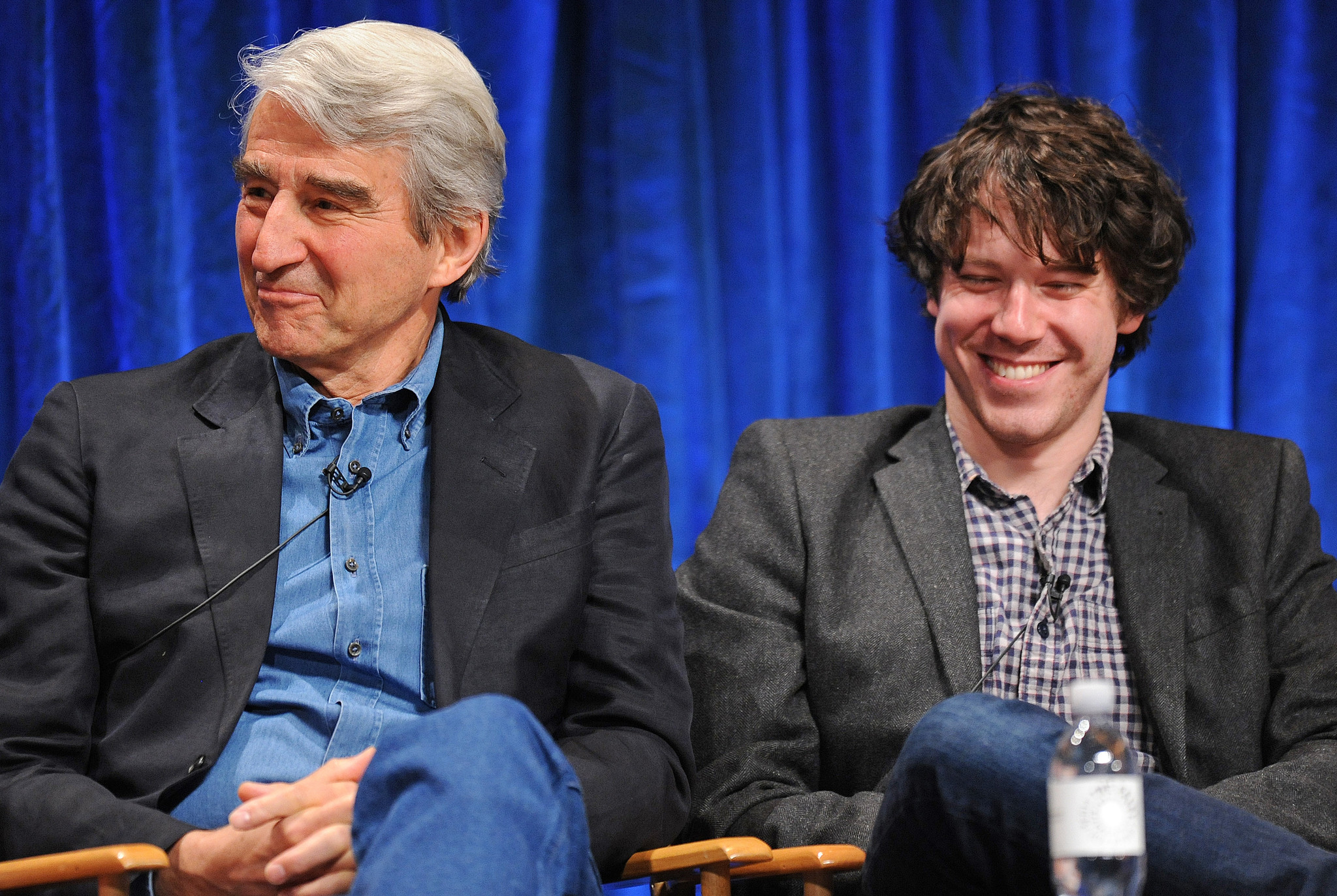 Sam Waterston and John Gallagher Jr. at event of The Newsroom (2012)