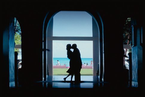 Still of Adam Sandler and Emily Watson in Punch-Drunk Love (2002)