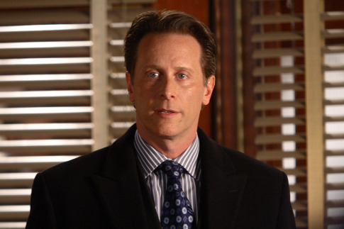 Still of Steven Weber in Law & Order: Special Victims Unit (1999)