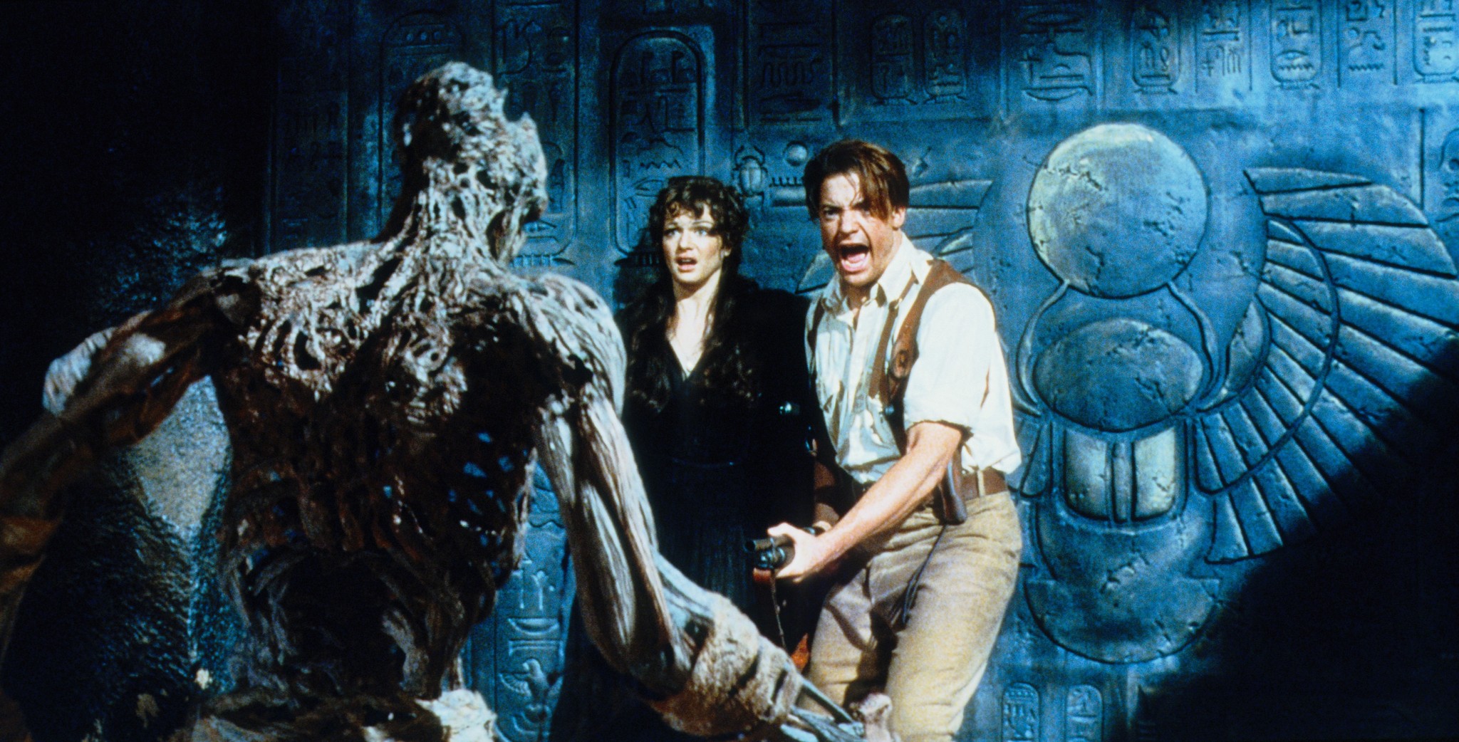 Still of Brendan Fraser and Rachel Weisz in The Mummy (1999)