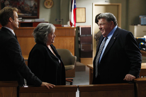 Still of Kathy Bates, George Wendt and Mark Valley in Harry's Law (2011)