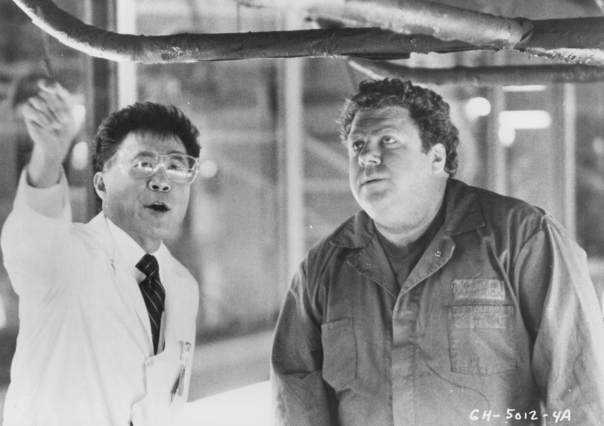 Still of George Wendt and Sab Shimono in Gung Ho (1986)