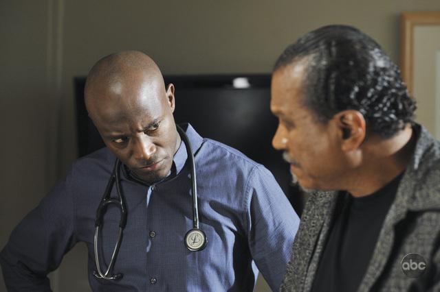 Still of Billy Dee Williams and Taye Diggs in Private Practice (2007)