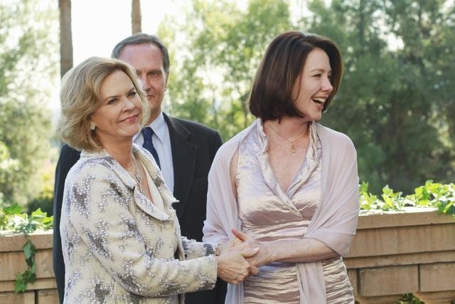 Still of JoBeth Williams and Ann Cusack in Private Practice (2007)